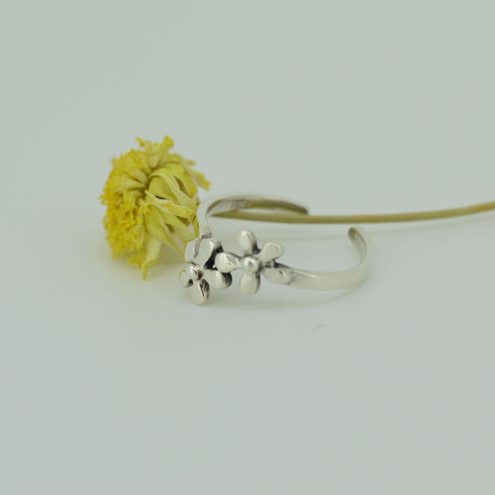 Toe Ring - Daisy Toe Ring