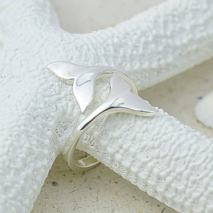 Whale Tail Ring