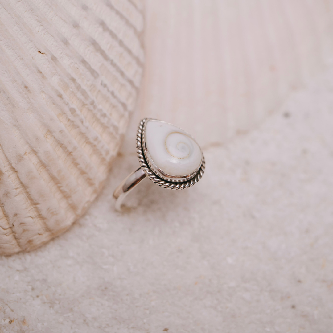 Kailani Shell Ring