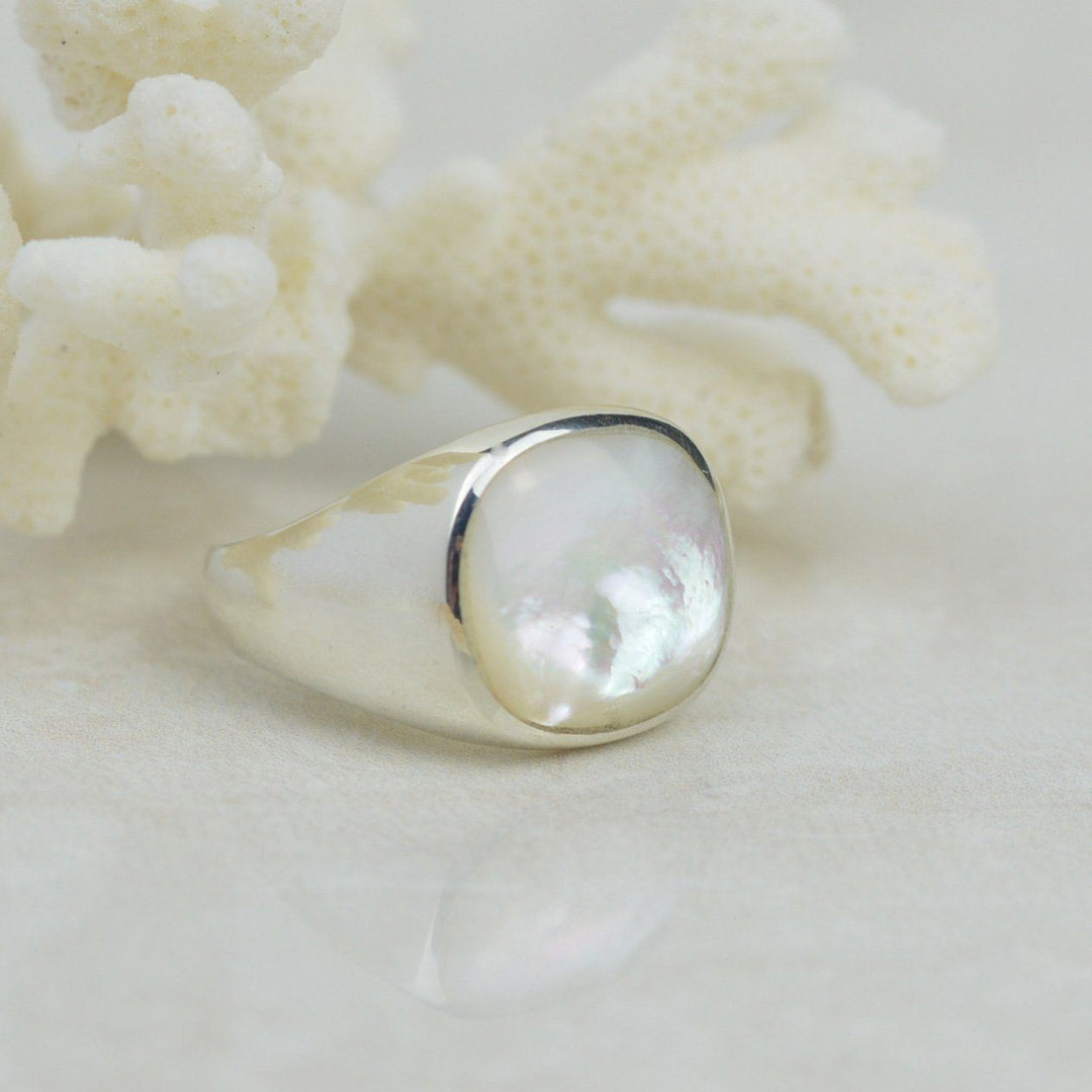 Luminous Mother Of Pearl Ring