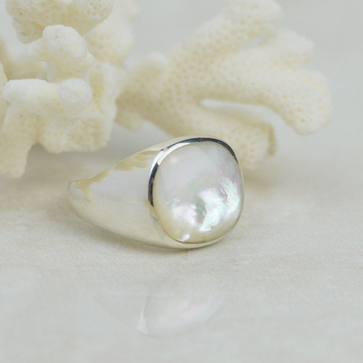 Luminous Mother Of Pearl Ring
