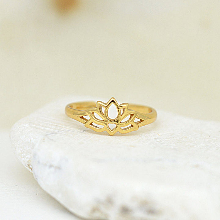 Gold Lotus Flower Toe Ring