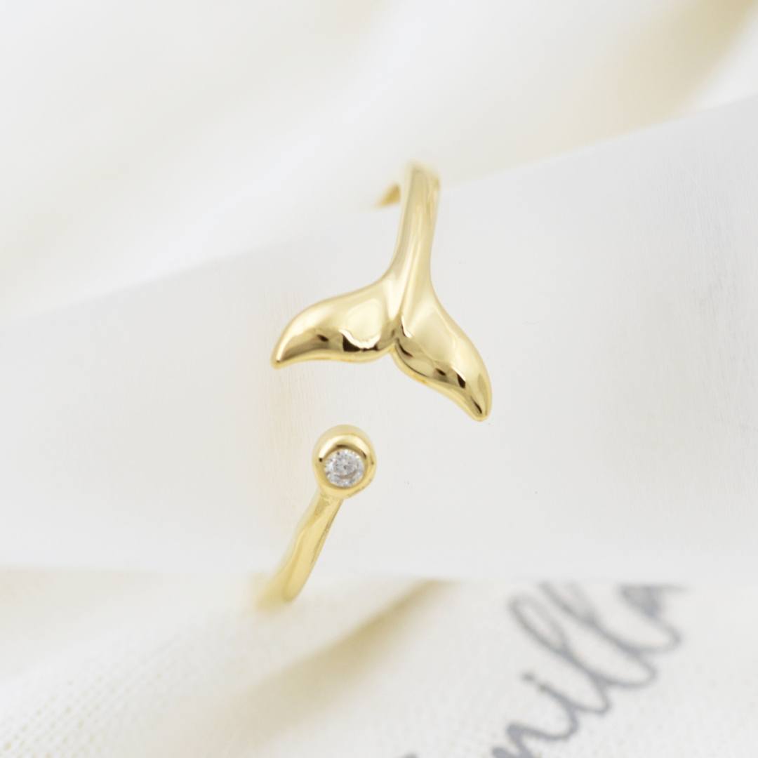 Golden Whale Tail Ring