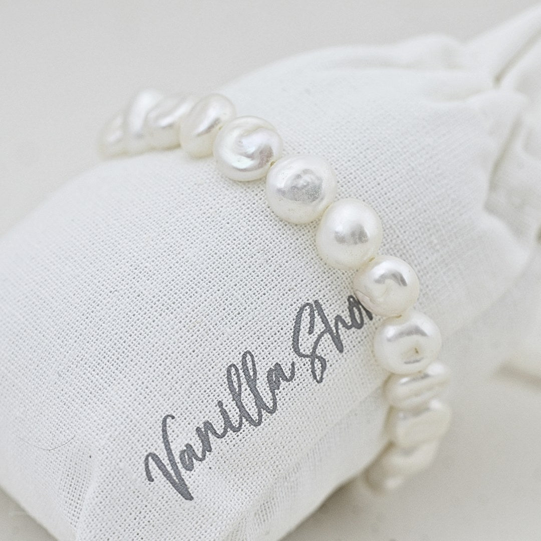 Shoreline Pearl Bracelet