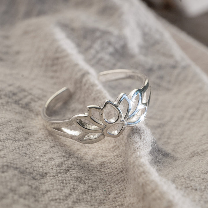 Lotus Flower Toe Ring