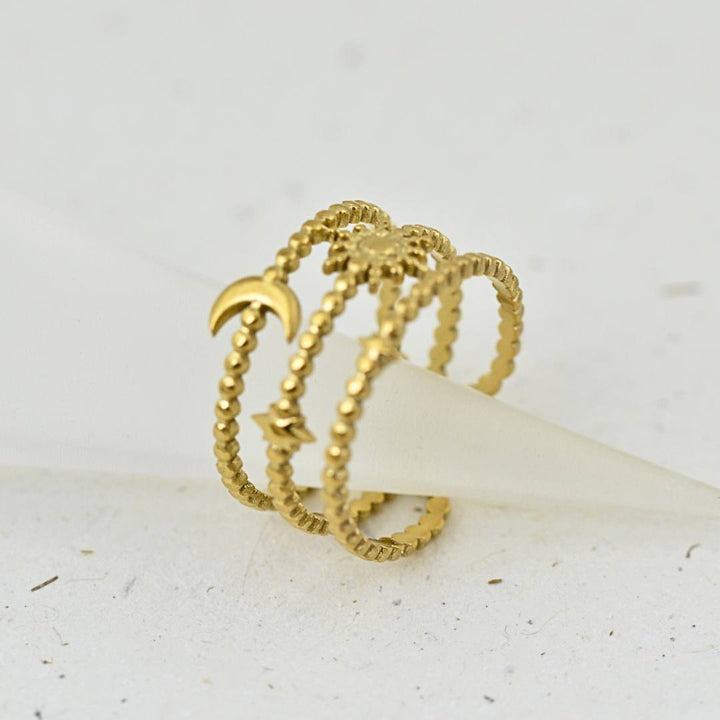 Light And Luna Ring