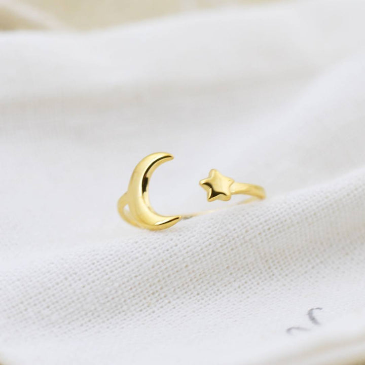 Golden Luna Toe Ring