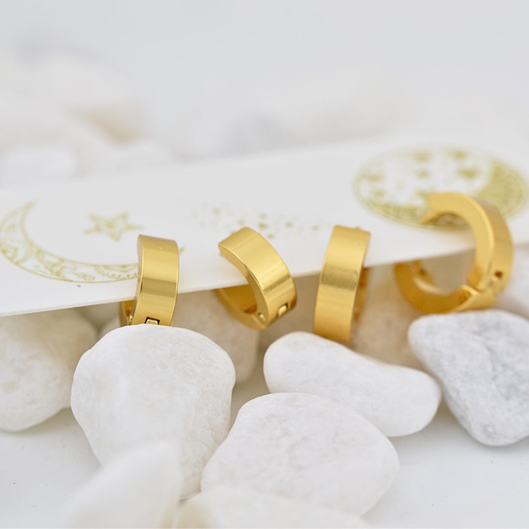 Golden Stacked Huggies Set