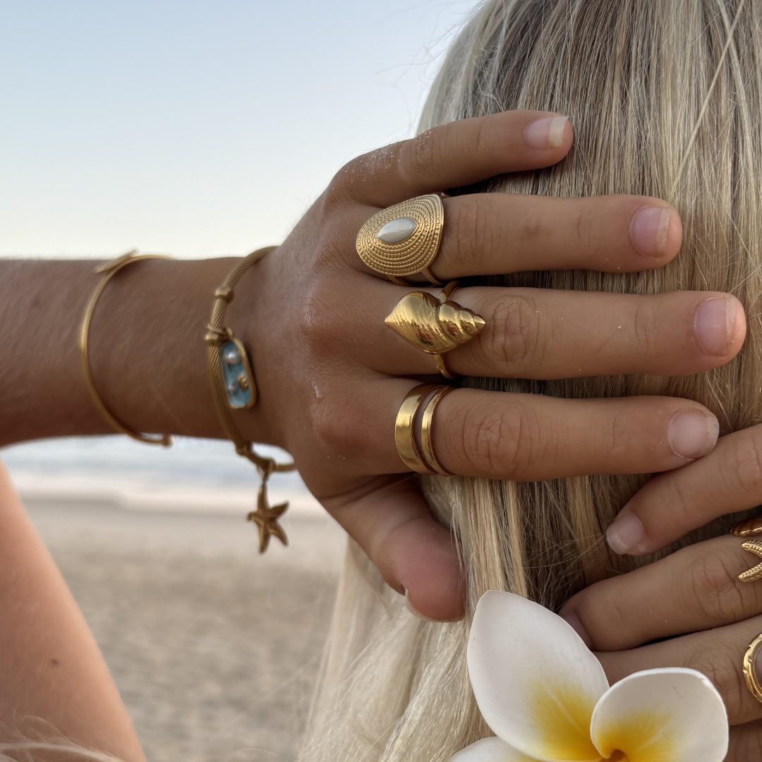 Golden Conch Shell Ring (Adjustable)