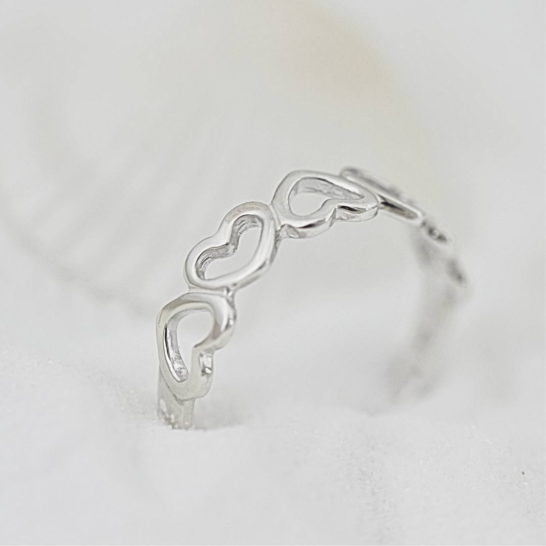 Open Heart Toe Ring