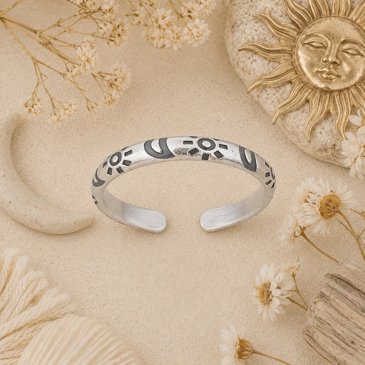 Moon and Sun Toe Ring