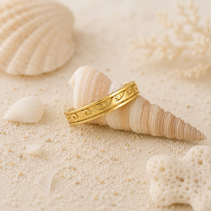 Gold Waves Toe Ring