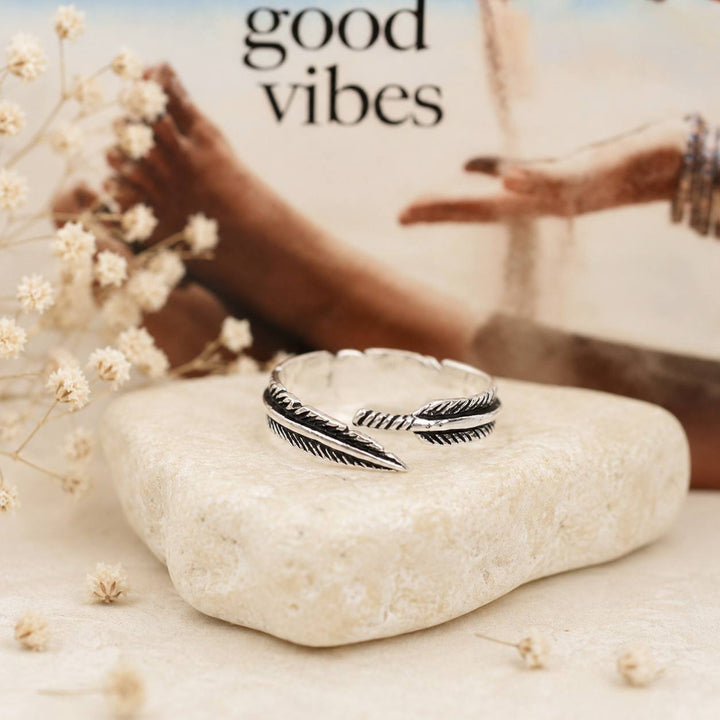 Feather Toe Ring