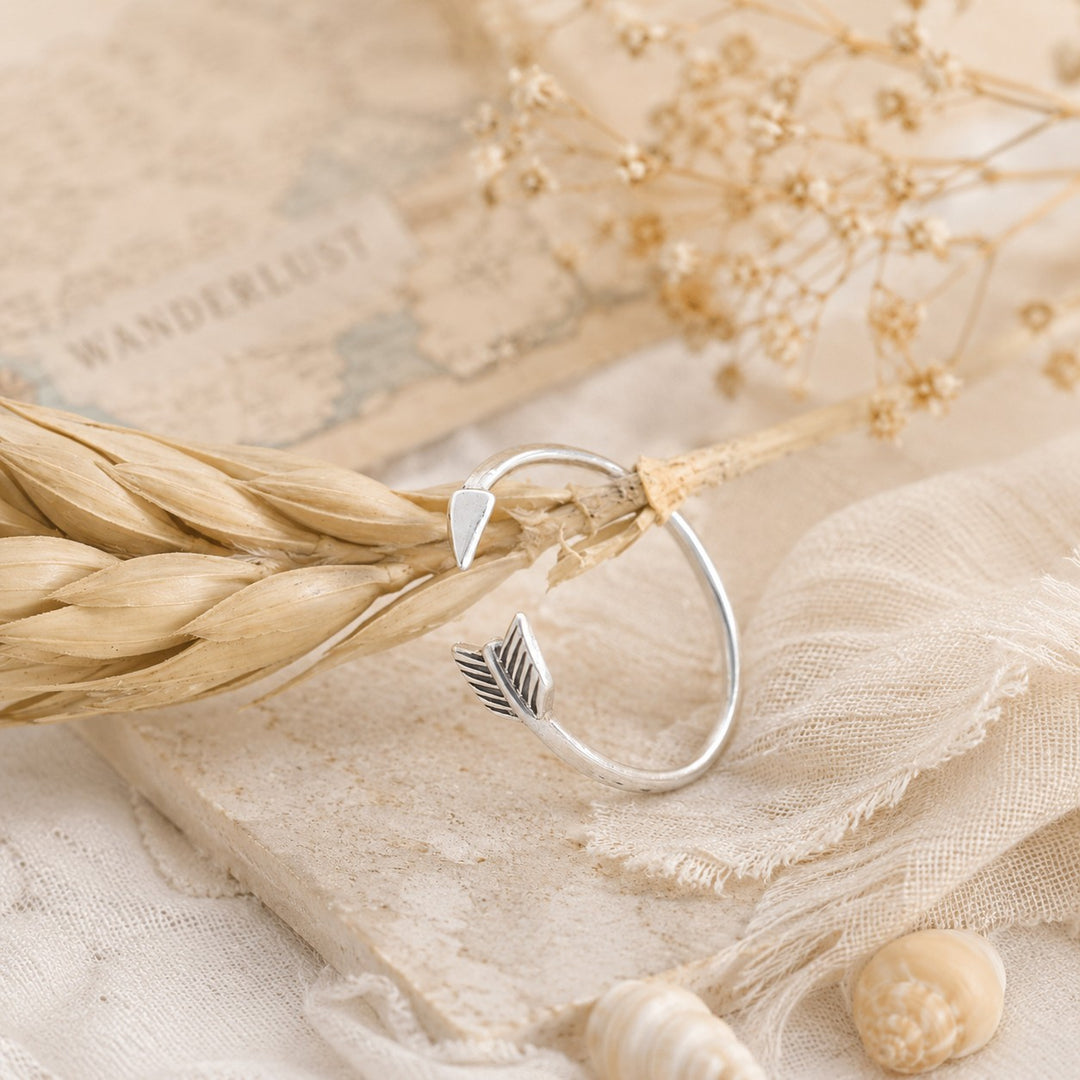 Arrow Toe Ring