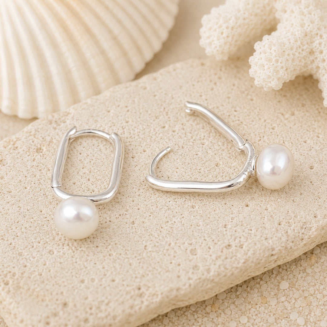 Oval Pearl Huggies