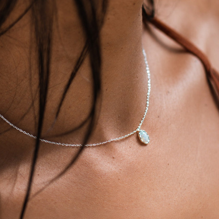 Dainty Fire Snow Necklace