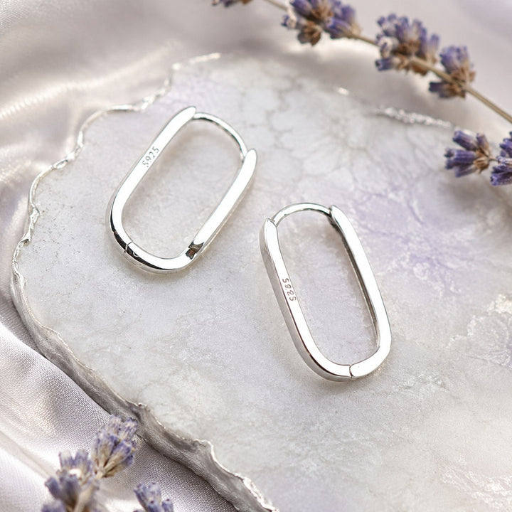Sleek Silver Ovals (18mm)