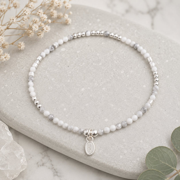 Dainty Howlite Bead Bracelet