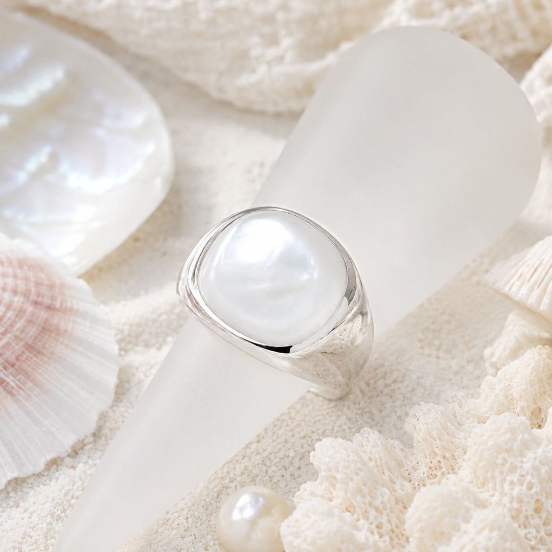 Luminous Mother Of Pearl Ring