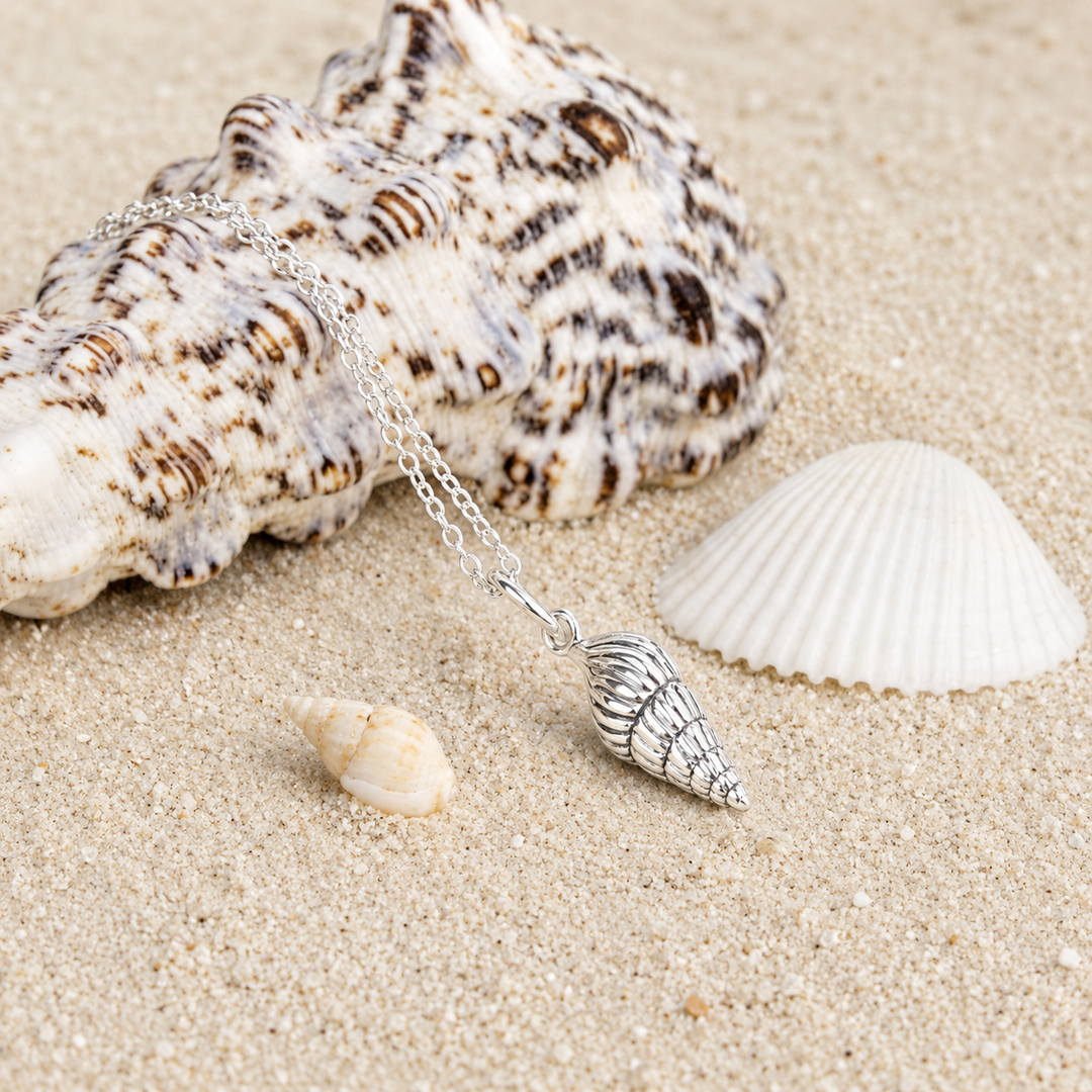 Necklaces - Silver Shell Necklace