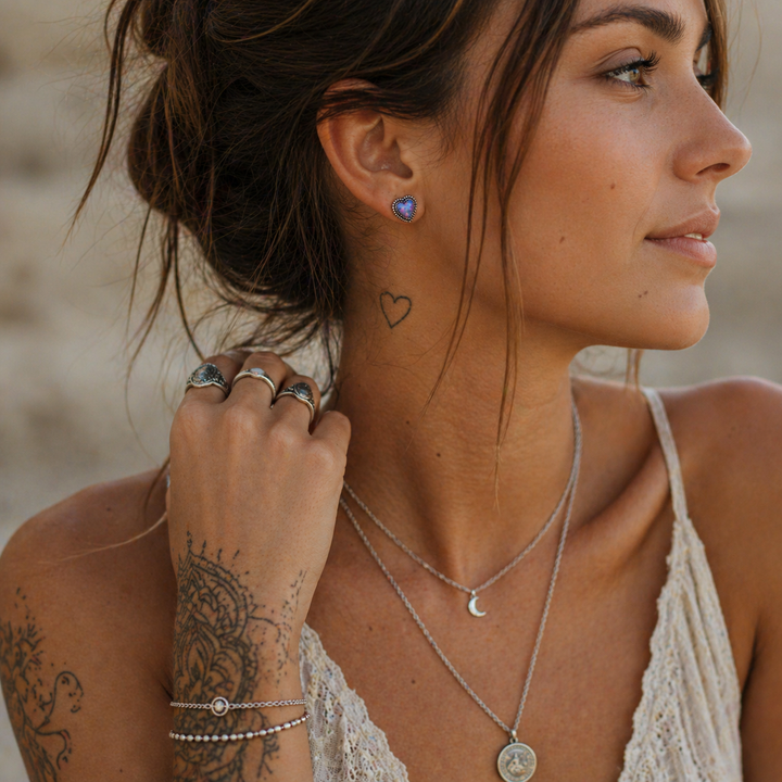 Earrings - Love studs