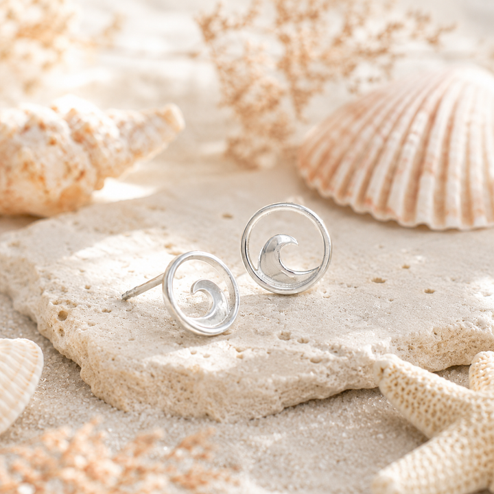 Earrings - Wave studs