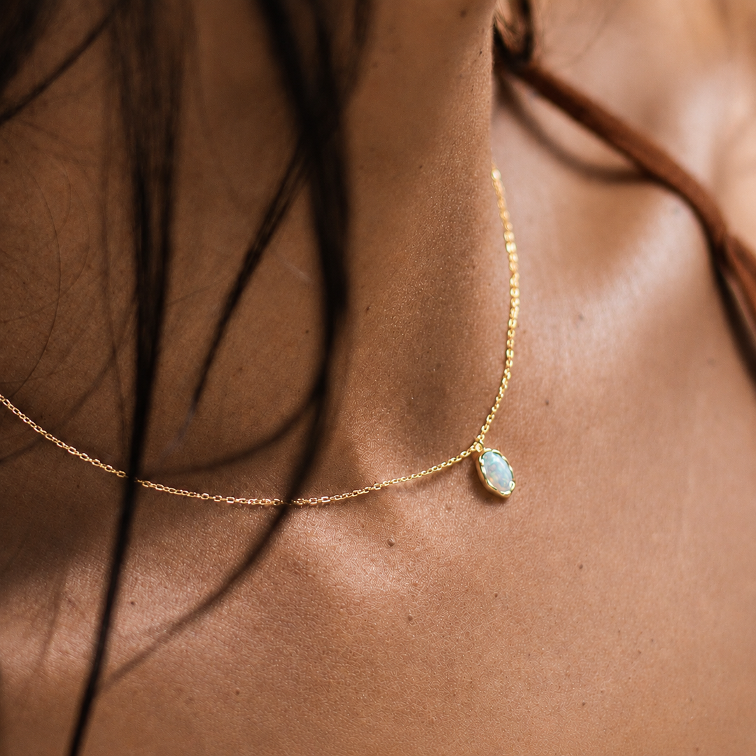 Necklaces - Gold opal necklace