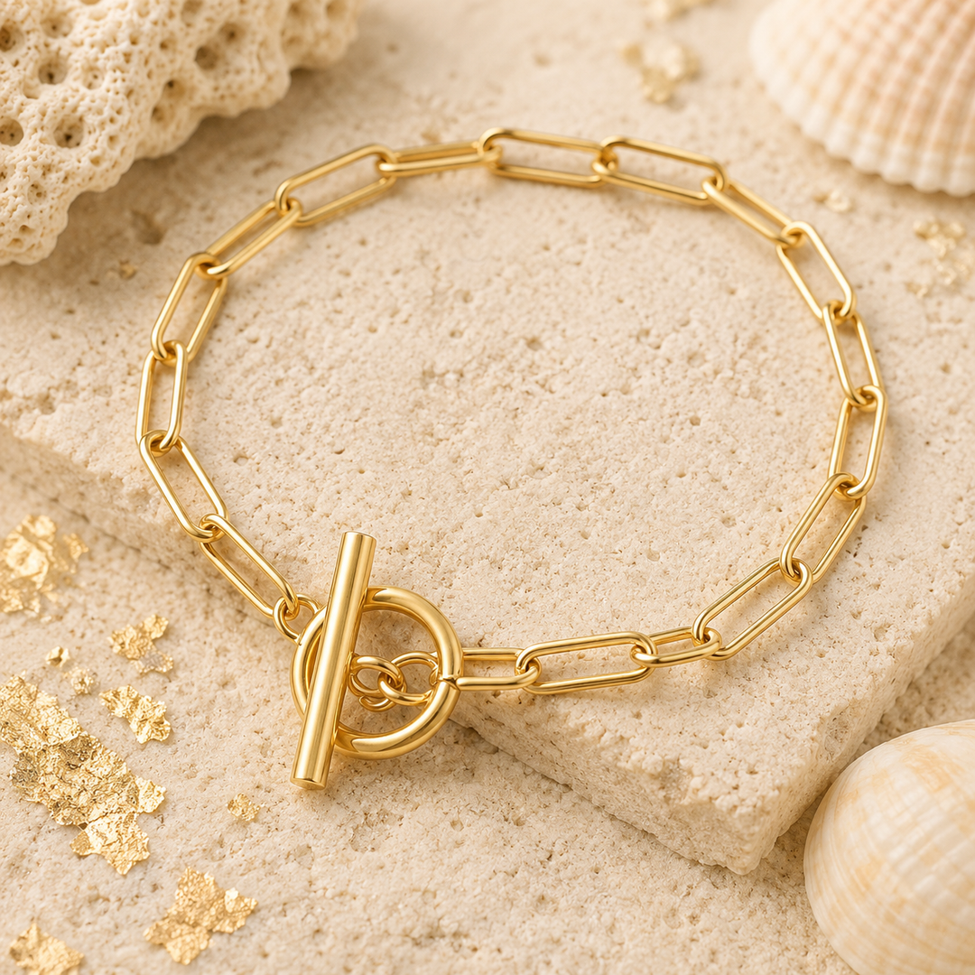 Bracelets - Gold Toggle bracelet