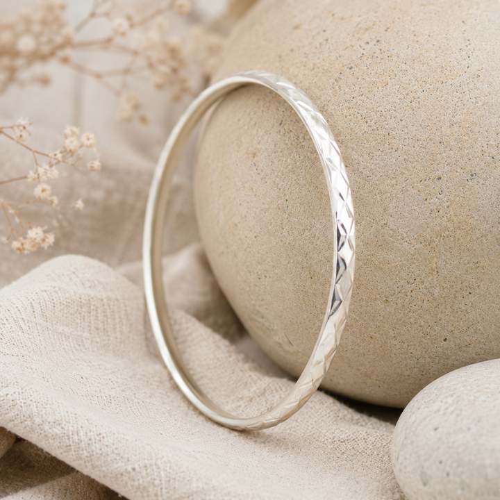 Bangle - silver bangle