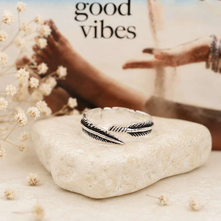 Feather Toe Ring