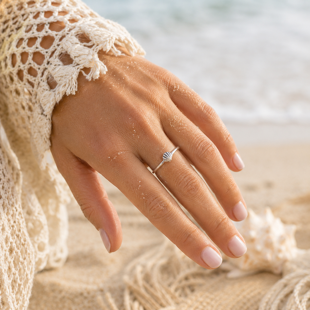 rings - dainty silver shell ring