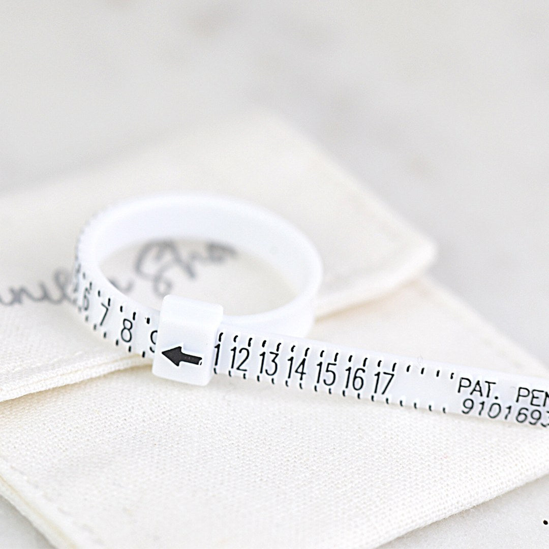 Adjustable online ring sizer