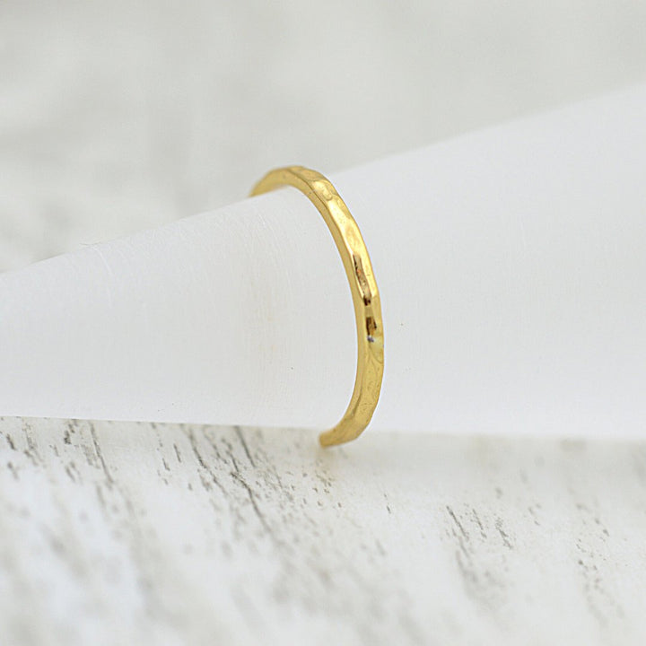 Fine Gold Hammered Toe Ring