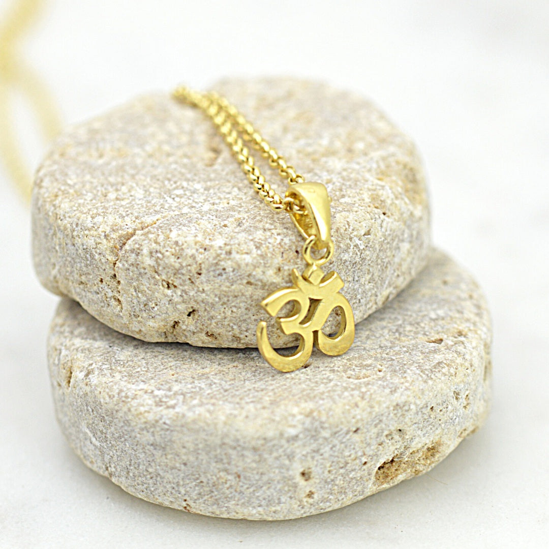 Necklaces - Gold Om Necklace