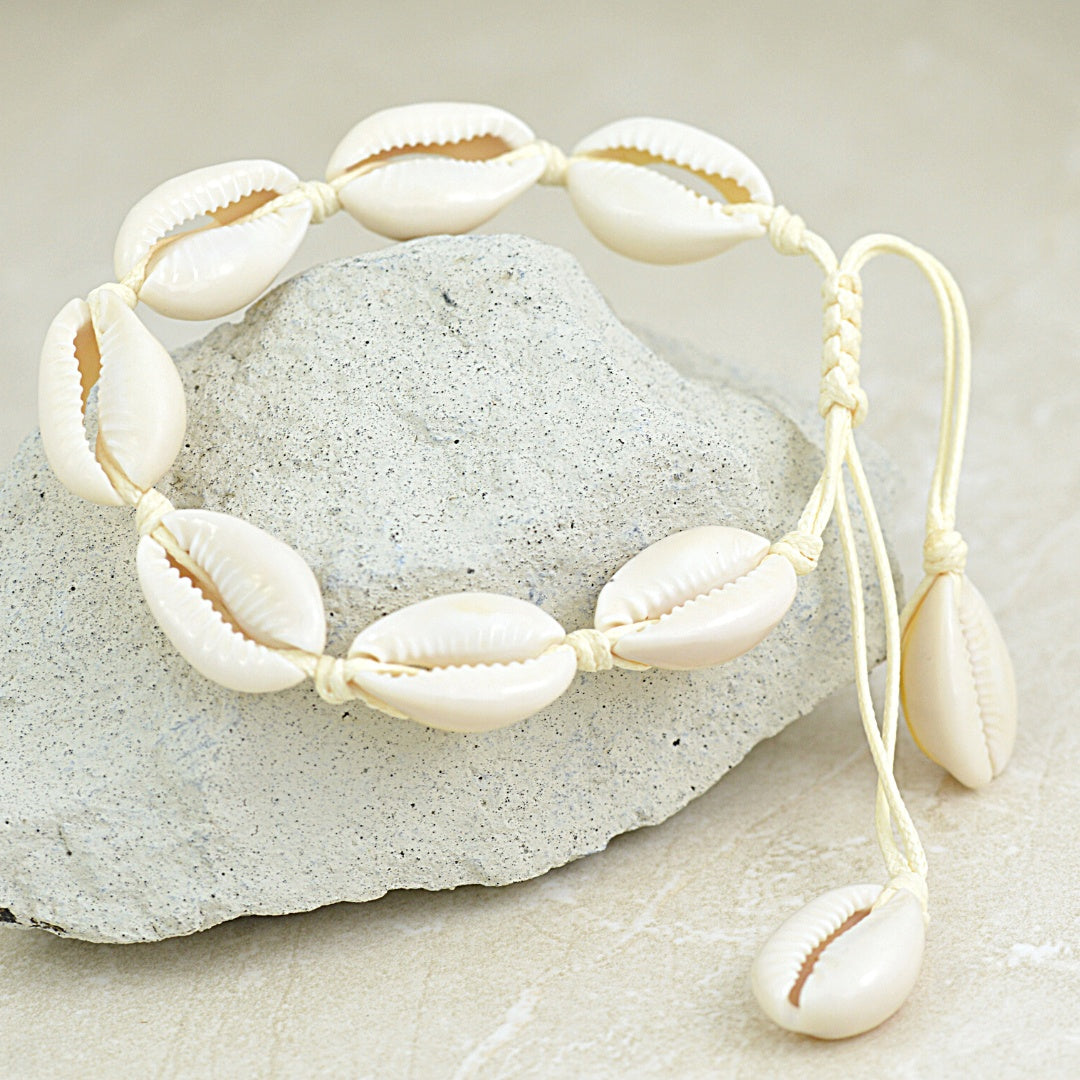 Bracelets - Cream Cord Cowrie Bracelet