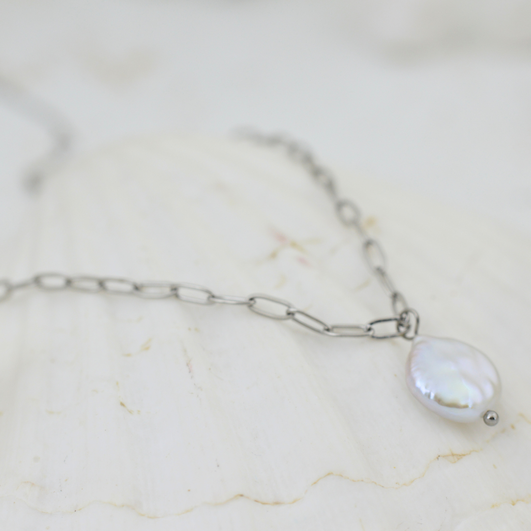 Silver Nomad Pearl Necklace