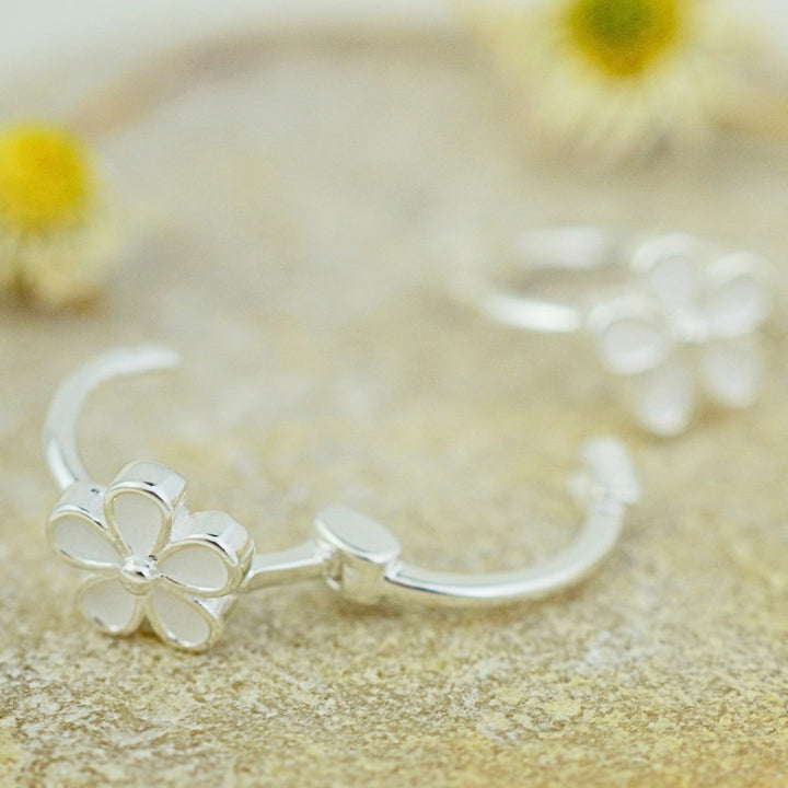 Earrings - Little White Daisy Huggies