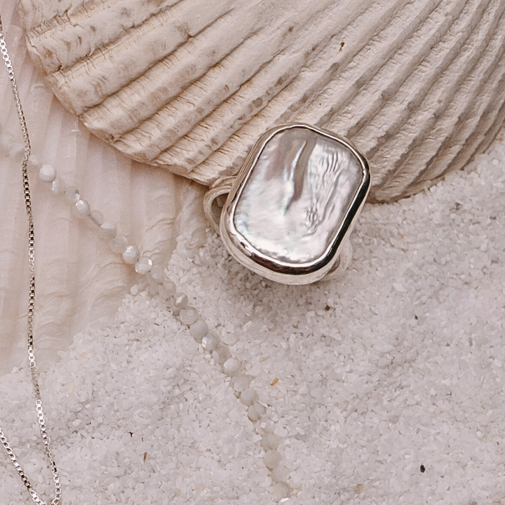 Nomad Pearl Ring