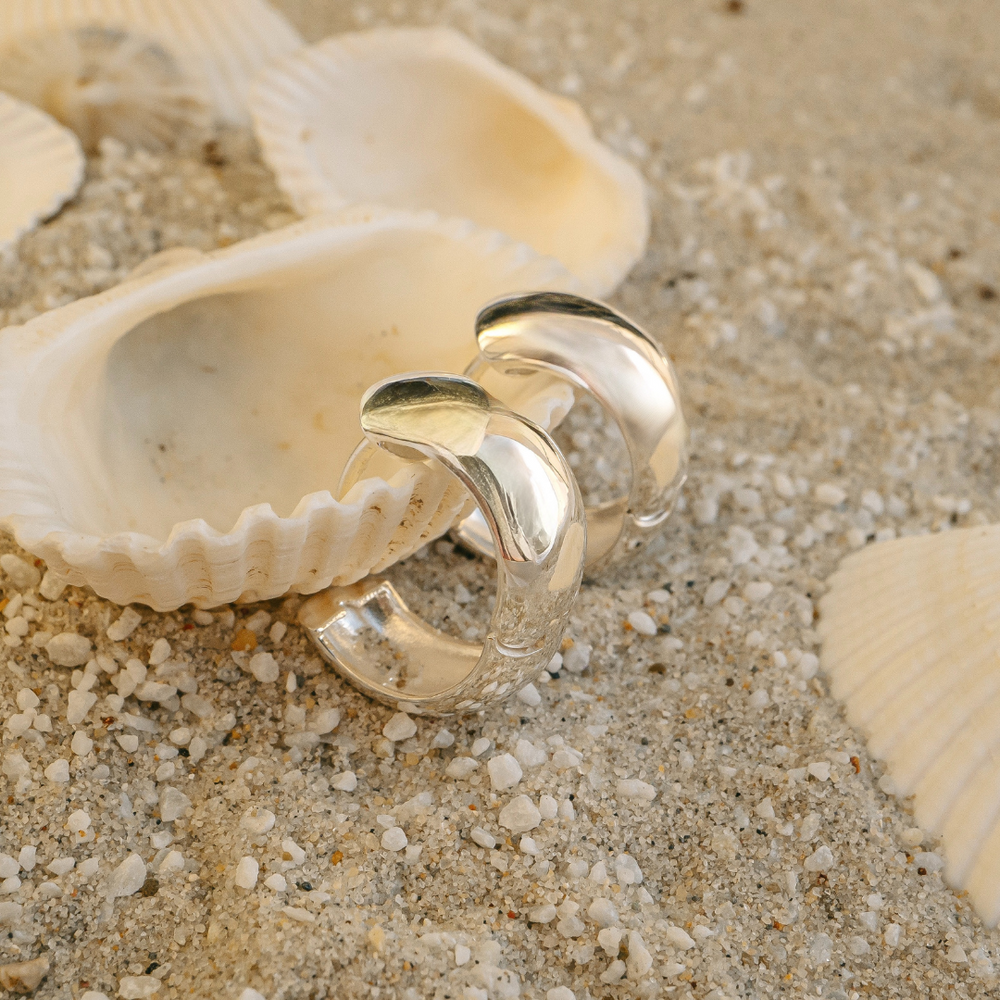 Earrings - Wide curved hoops