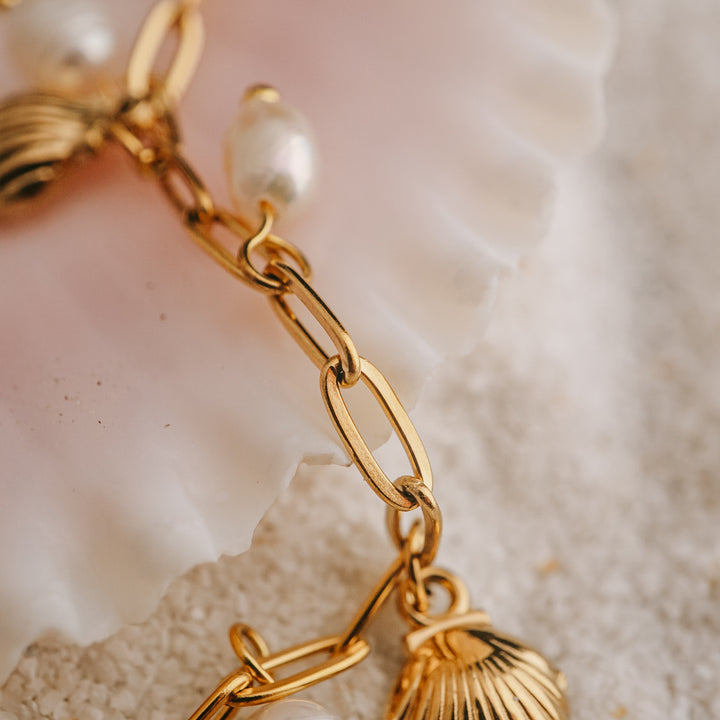 Pearl and The Sea Necklace