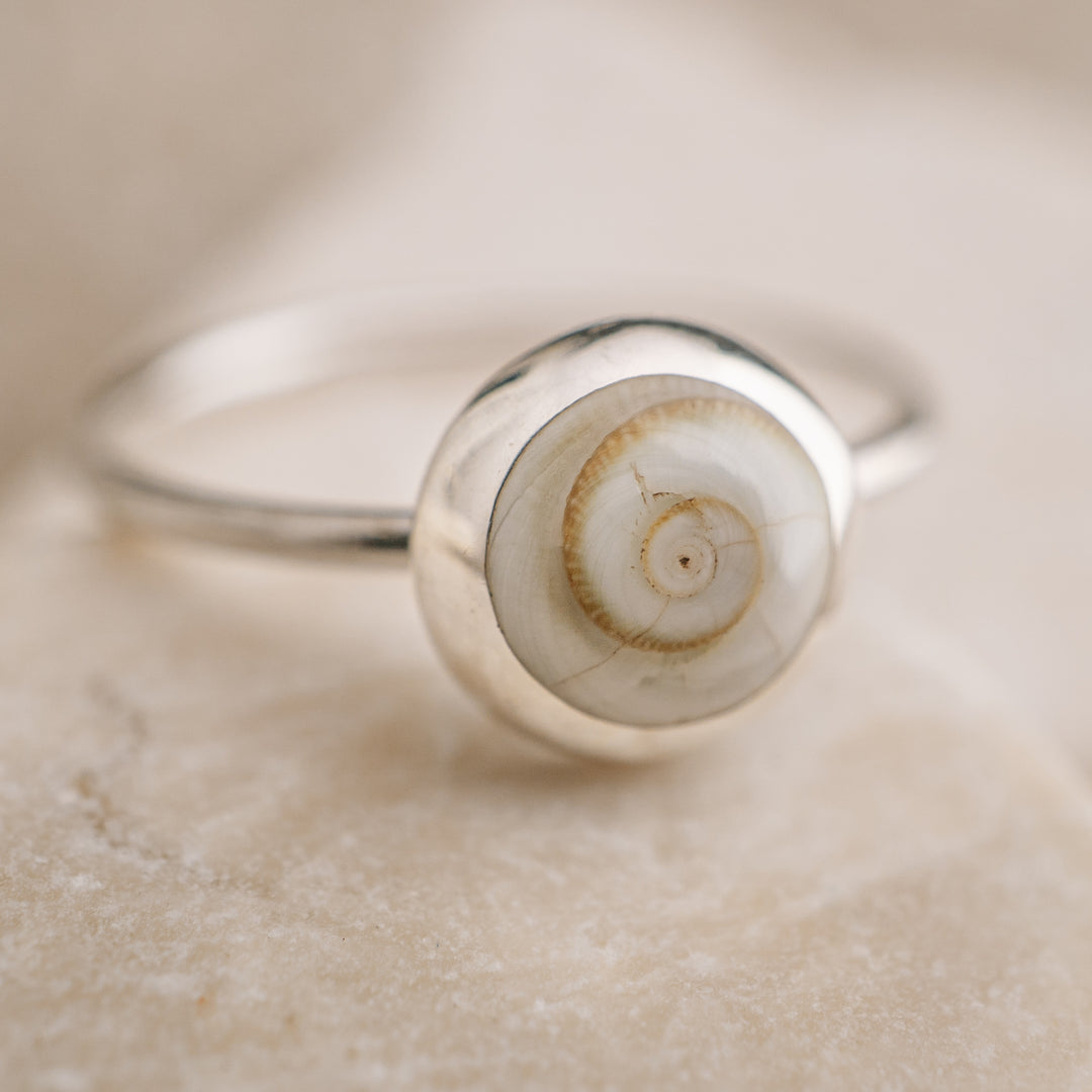 Dainty Shiva Shell Ring