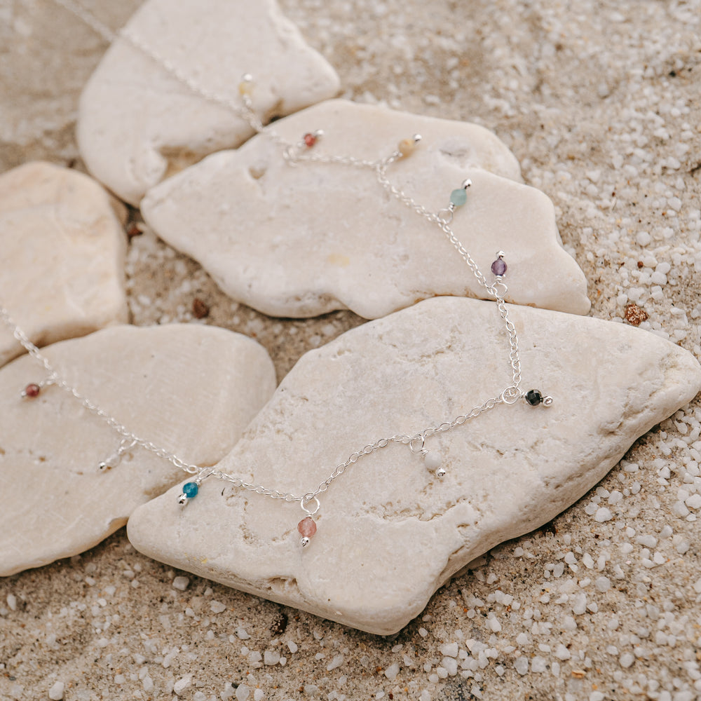 Necklaces - dainty Gem Necklace