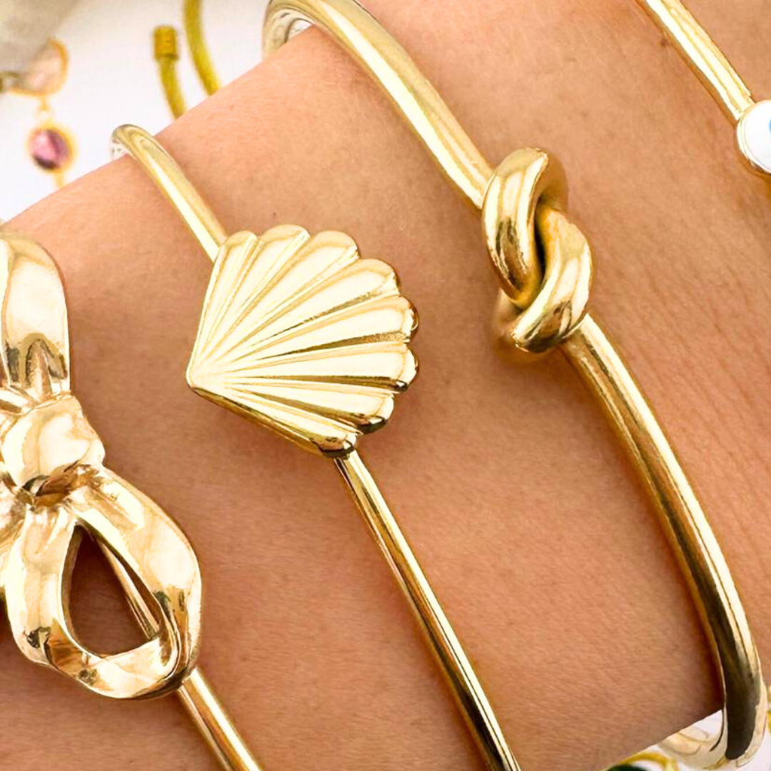 Bracelets - Shell Cuff Bracelet