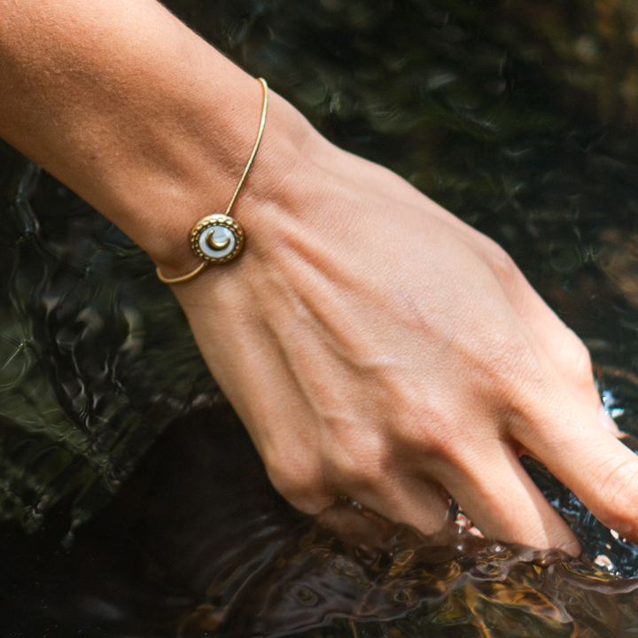 Bracelets - Gold Moon Bracelet
