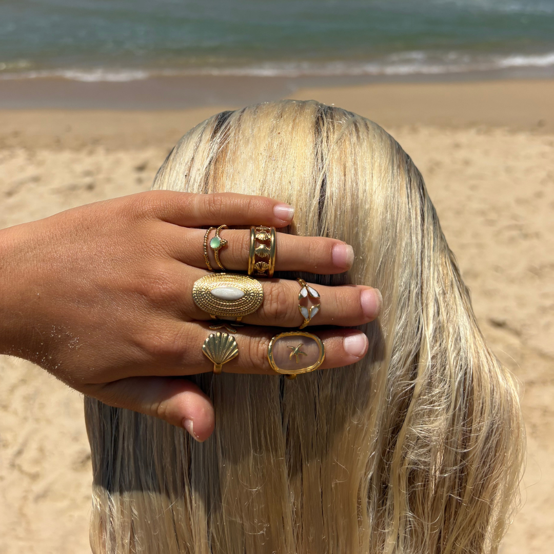 Golden Clam Shell Band (Adjustable)