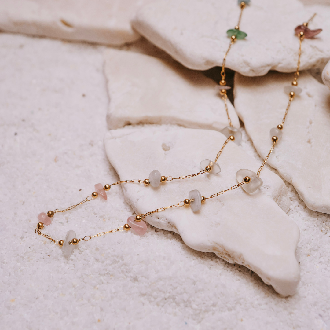 Necklaces - Gemstone choker