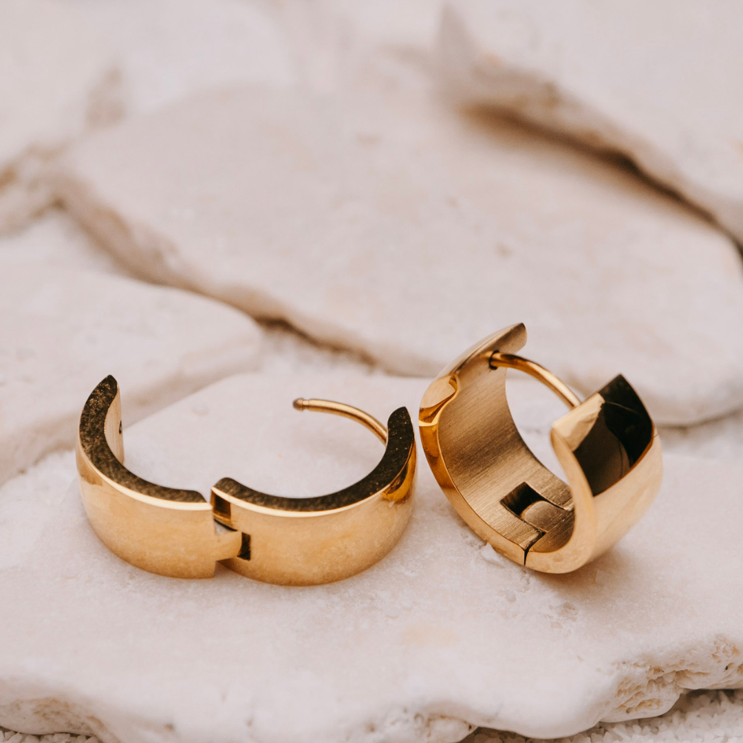 Wide Golden Hoops (16mm)