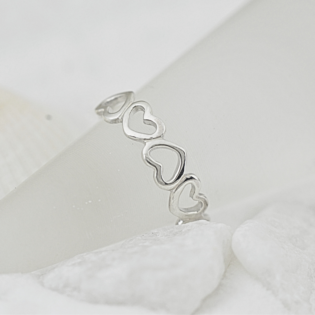 Open Heart Toe Ring