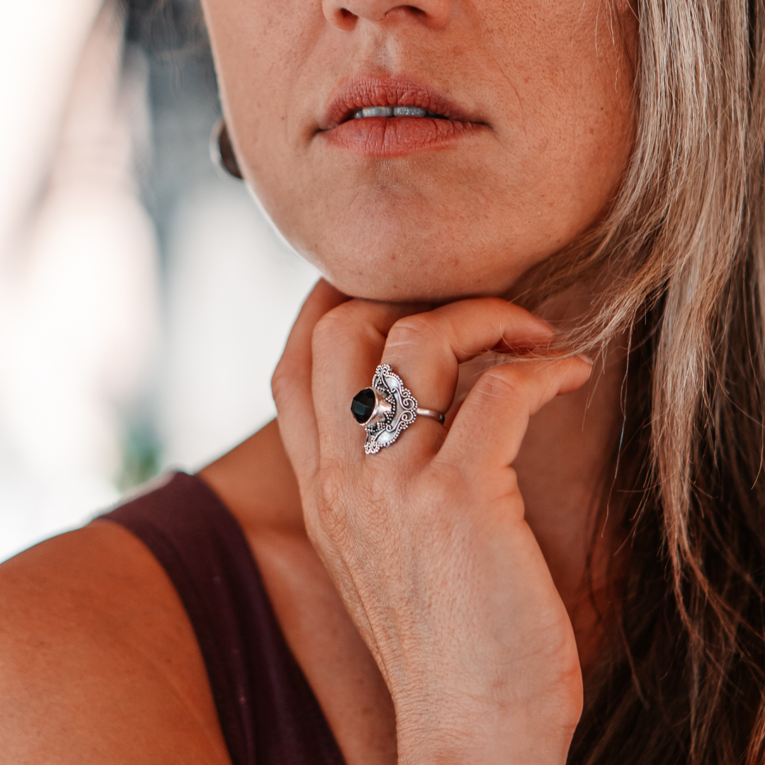 Rings - Antique Onyx Ring