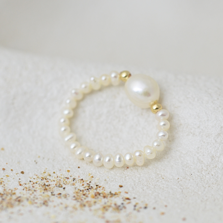 Pearl Aura Ring